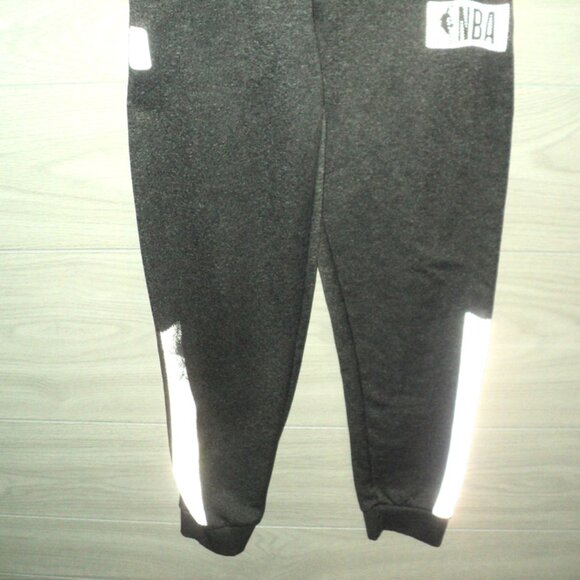 NBA Joggers Sweatpants Boy's Size M (10-12) Gray Basketball Activewear - Picture 3 of 7